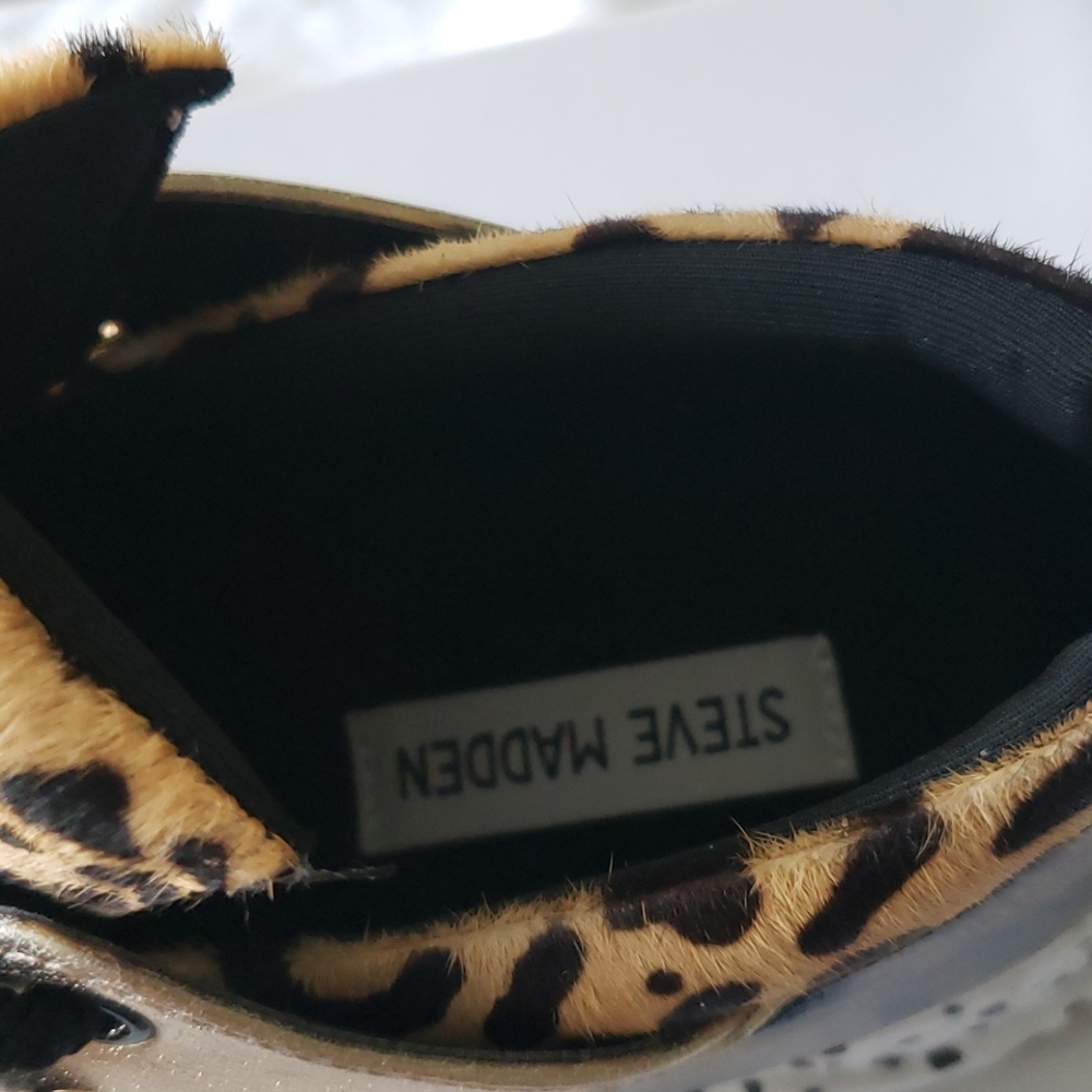Shoes - Picture 2 of 6